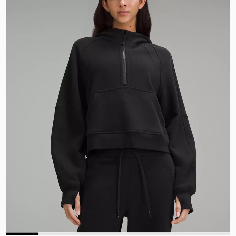 Lululemon Black 1/4 zip cropped hooded scuba xs/s EUC